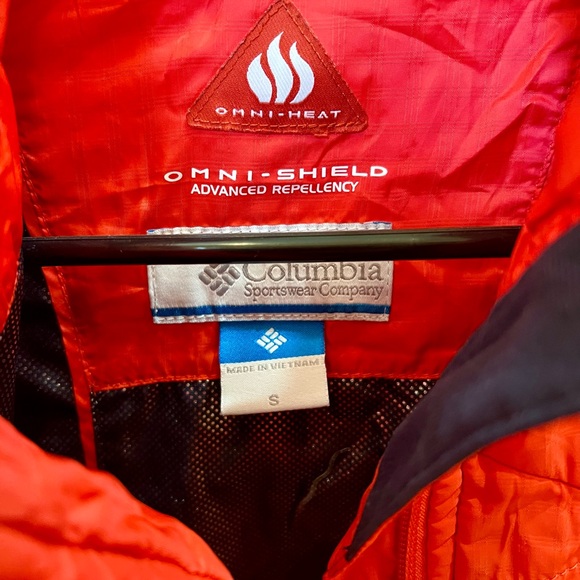 Columbia coral/ orange small jacket - Picture 3 of 3